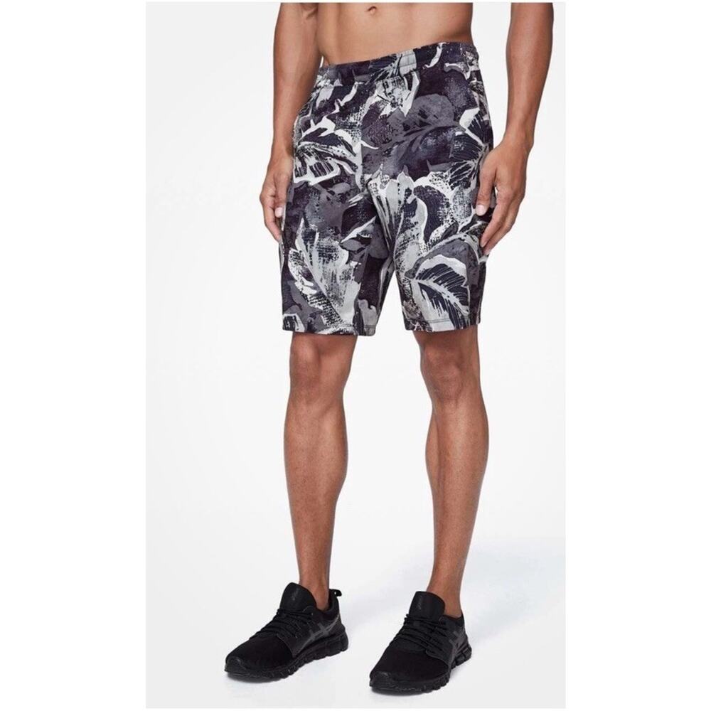 Lululemon Pace Breaker Short 9" *Liner Men Small Tropical Shadow Sea Salt Multi